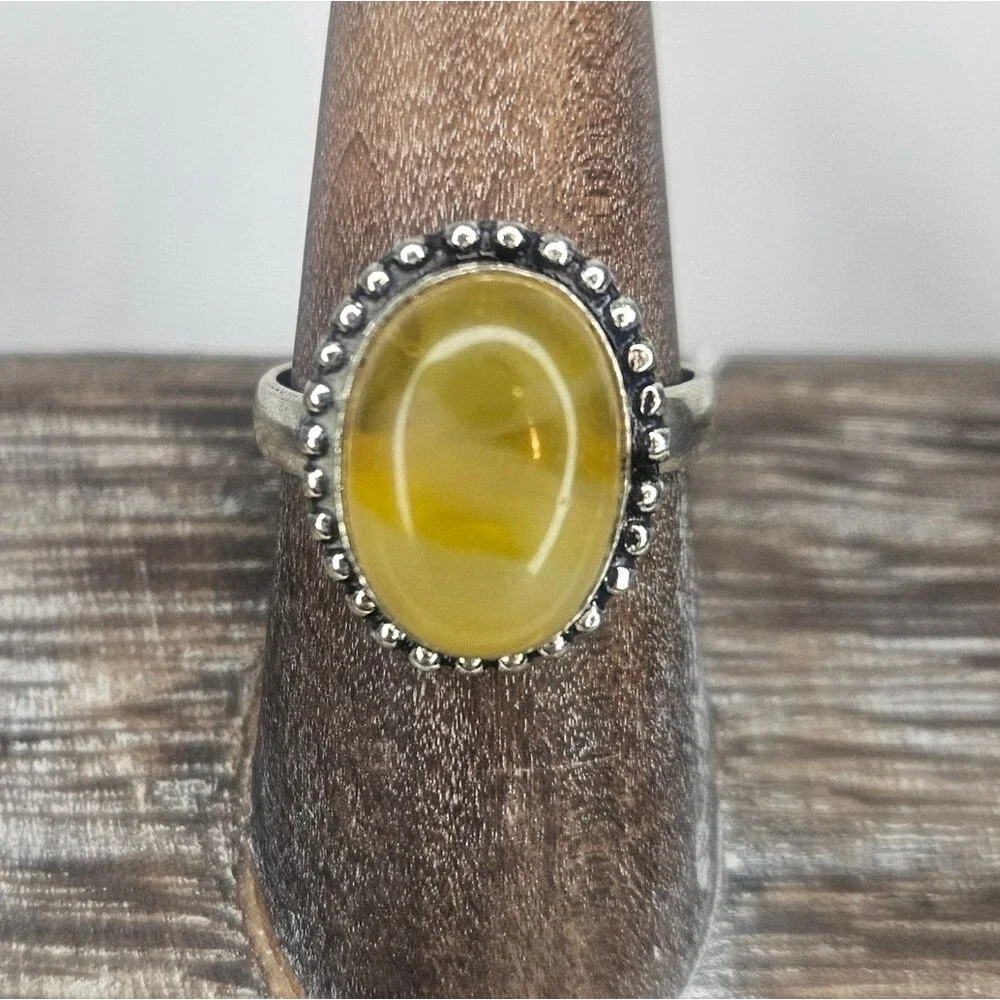 Vintage Southwestern Sterling Silver Yellow Lace Agate Oval Sz 7.75 EUC 70s-80s